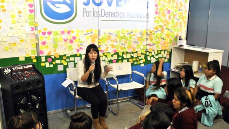 Educando sobre nuestros Derechos en la Feria del Libro thumbnail